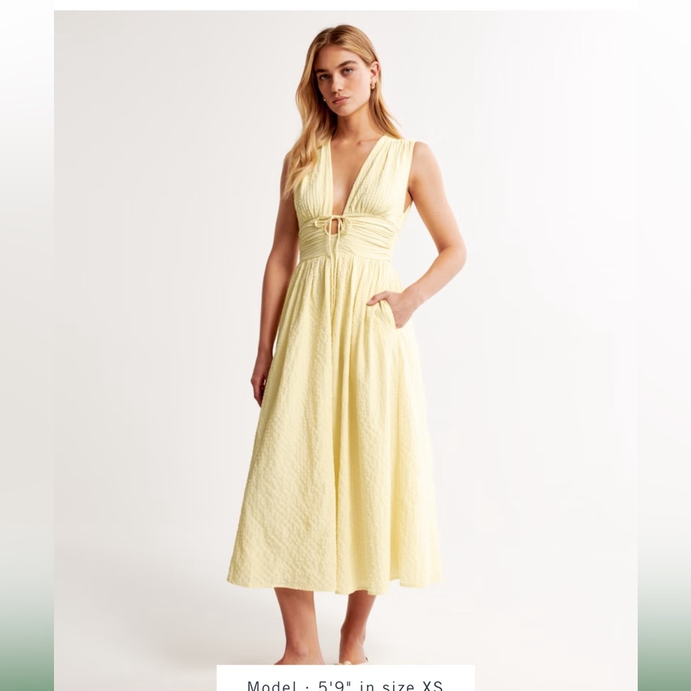 (PETITE LENGTH) NWT Abercrombie seersucker pale yellow midi dress